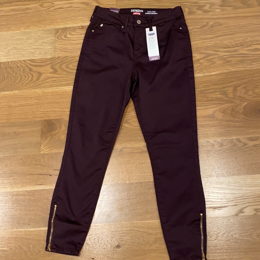 NWT Levi’s high rise ankle skinny pant size 6